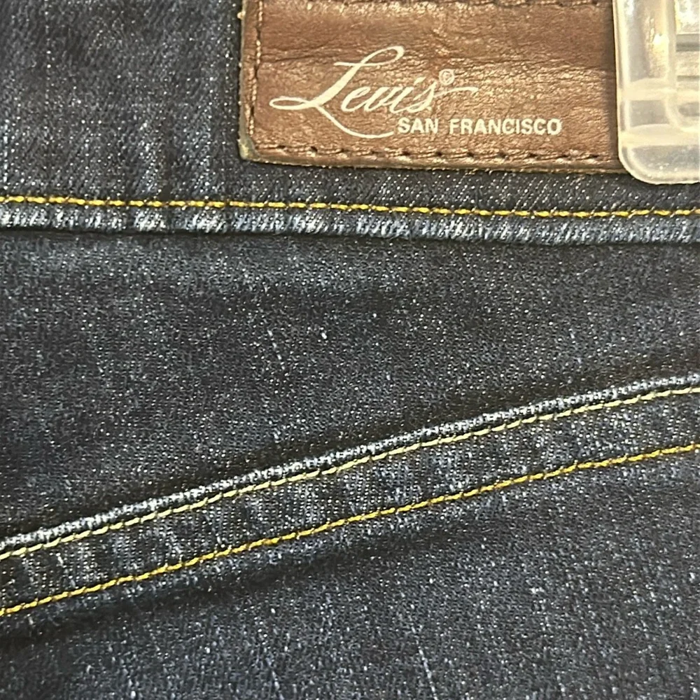 Levi’s High Rise Demi Curve Jeans - Picture 11 of 17